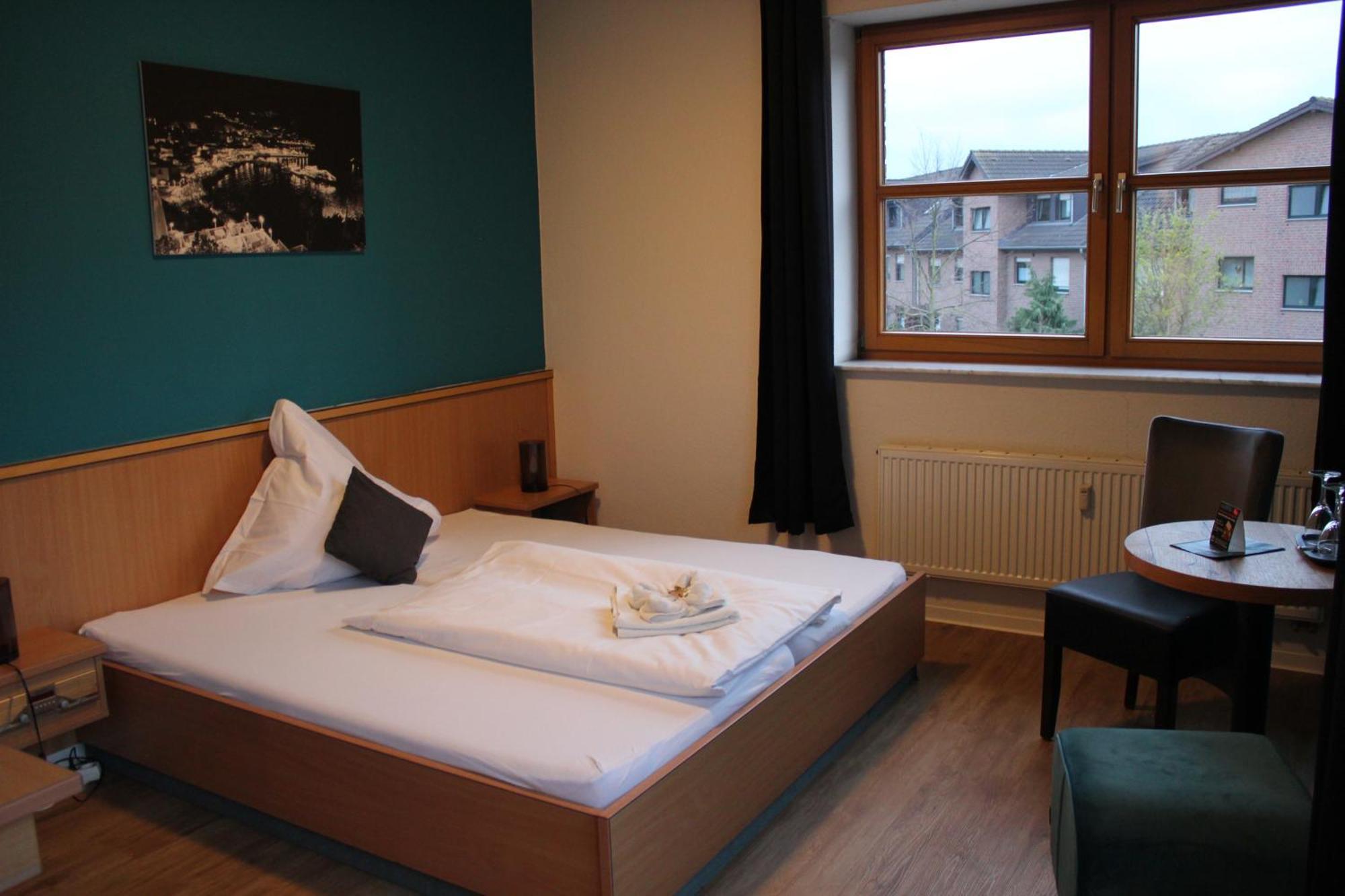 Olympia Hotel & Restaurant Inden Zewnętrze zdjęcie